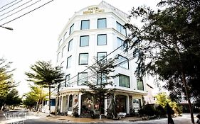 Ninh Chữ Hotel